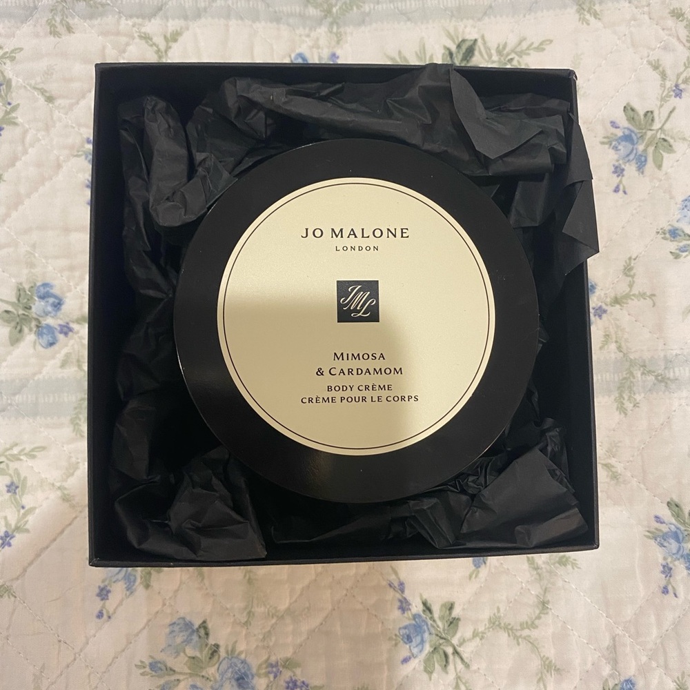 Jo Malone Cream and Black Gift Box